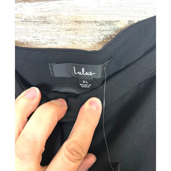 Lulus Womens XL Black Pleated Straight Leg Flat Front Dress Pants Trousers NEW - Picture 2 of 5